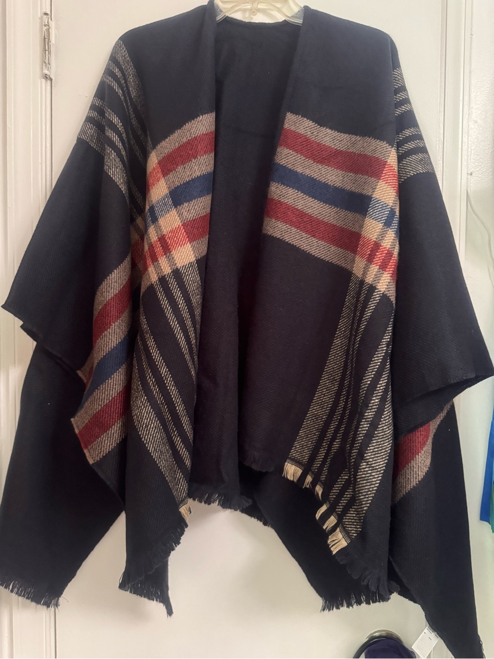 Uniqlo Navy 2-Way Stole